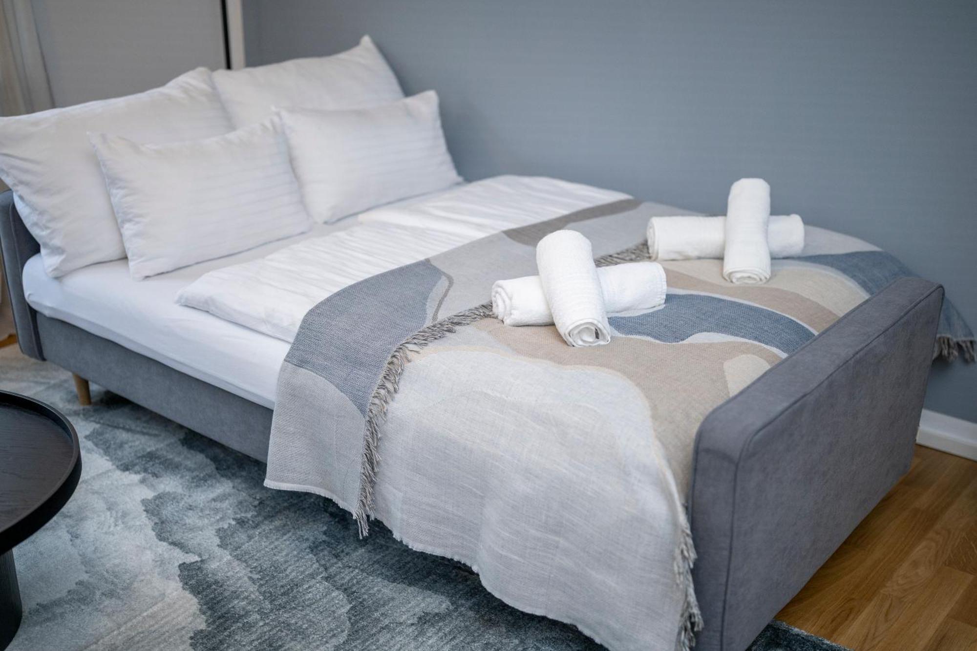 לברקוסן Olive Apartments - 2X Kingsize Betten - Sehr Zentral מראה חיצוני תמונה